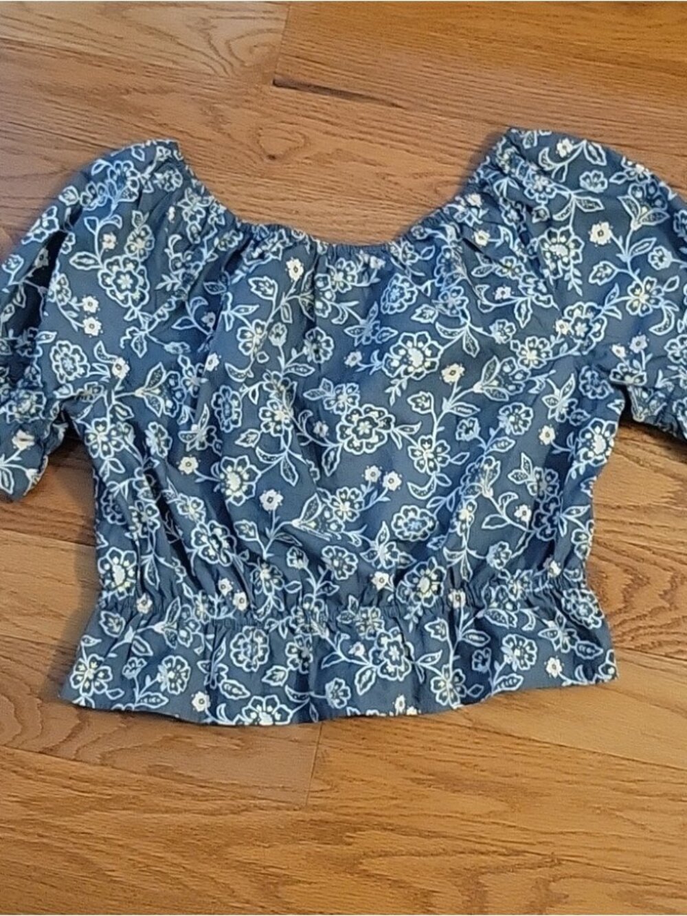 crop top, size medium